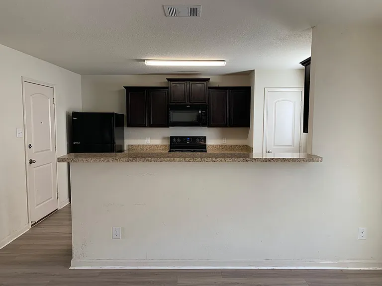 217 Denson Ln — Photo 11