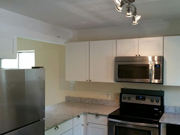 2440 SE Ocean Blvd APT C105