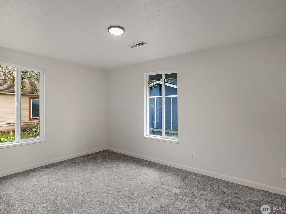 Back Bedroom