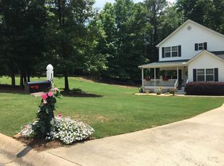 181 Florence Dr, Newnan, GA 30263