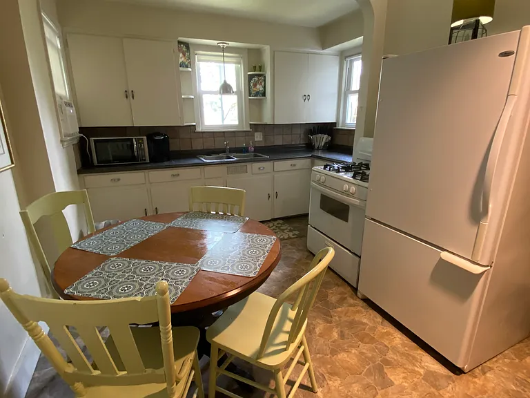 545 E Buchtel Ave — Photo 2