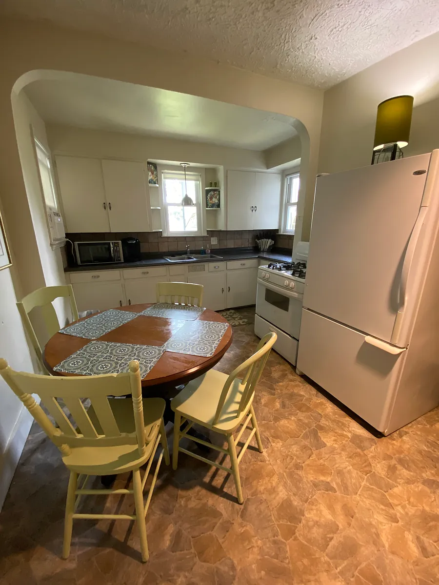 Building Photo - 545 E Buchtel Ave #1