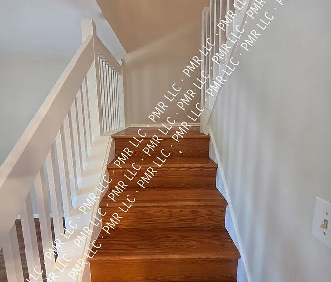 106 Sycamore Ct #1 — Photo 23