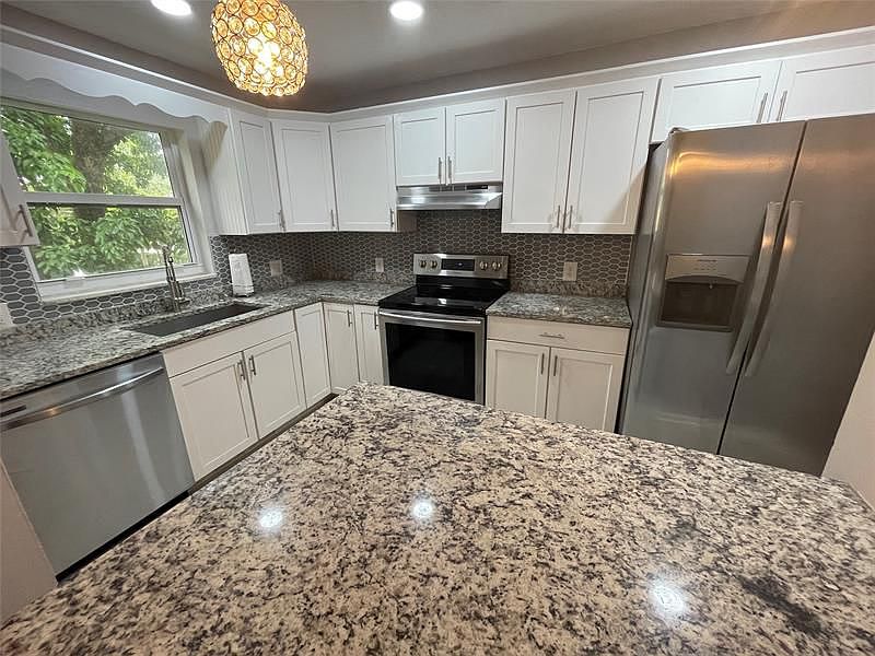 1st image of 10762 La Placida Dr #208