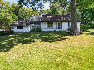 5115 Ward Pkwy, Kansas City, MO 64112