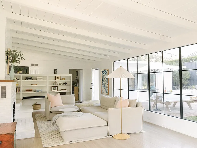 696 Romero Canyon Rd — Photo 4