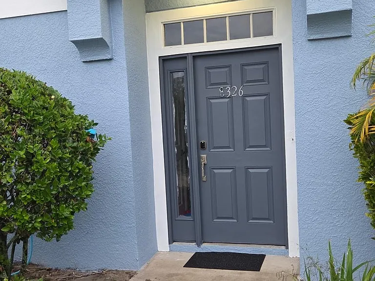8326 Shallow Creek Ct — Photo 10