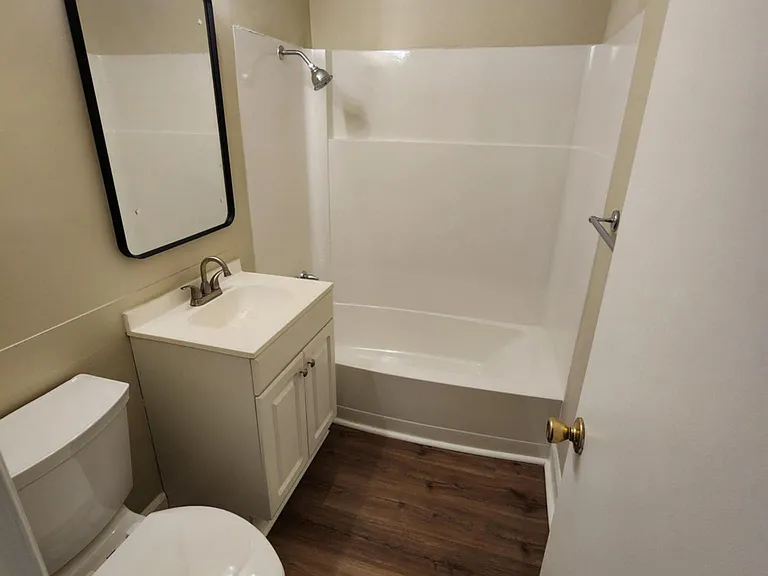 753 Ashdale Dr #4A — Photo 3