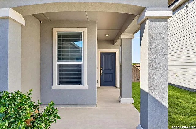 3 bed, 2.0 bath, 1554 sqft, $1,800 — Photo 4
