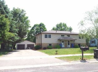 155 Walnut St, Oregon, WI 53575