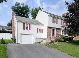 123 Rindge St, Weymouth, MA 02189