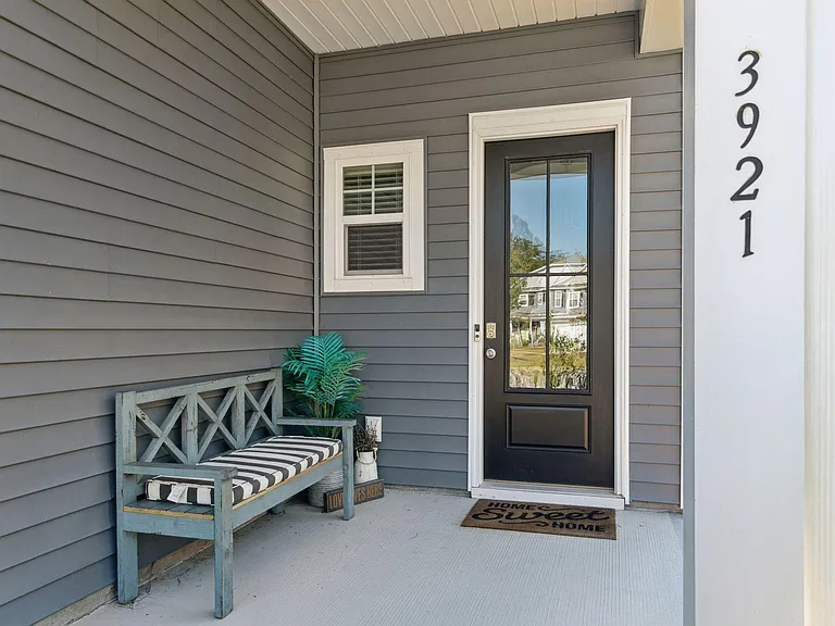 3921 Sawmill Ct — Photo 2