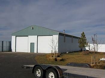 2nd image of 526 Brookville Ln