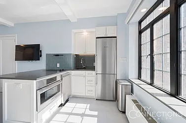 Rented by City Connections Realty