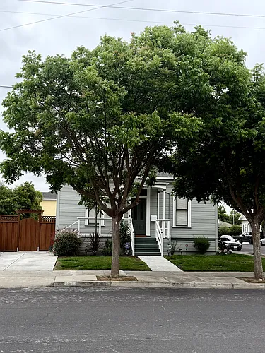 1194 Fremont St Photo 1