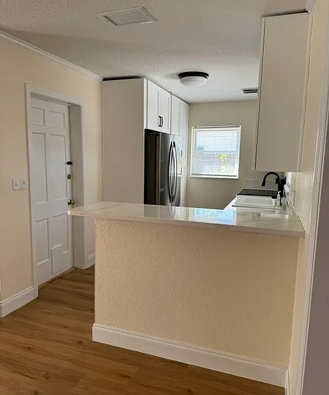 3611 S Gardenia Dr — Photo 3