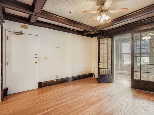 250 Marshall Ave