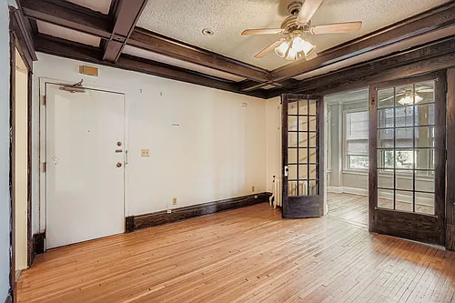 250 Marshall Ave Photo 1