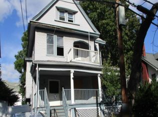 25 Stengel Ave, Newark, NJ 07112