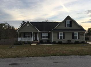 121 Himalaya Dr, Raeford, NC 28376