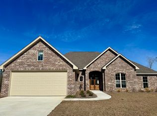 130 N Slade Rd, Sumrall, MS 39482