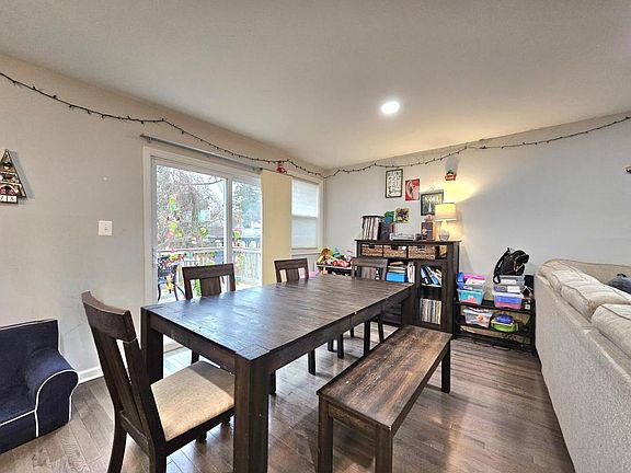 5th image of 10117 Farmington Dr