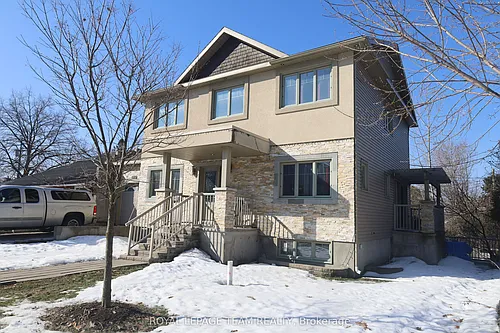 2194 Niagara Dr S Photo 1