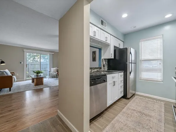 910 Quay Ave #910B, Grandview, OH 43212