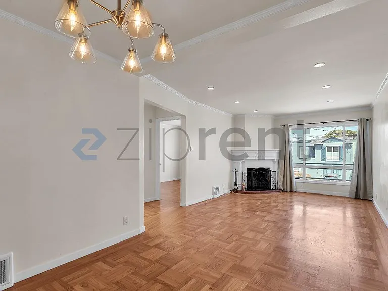 1667 47th Ave — Photo 11