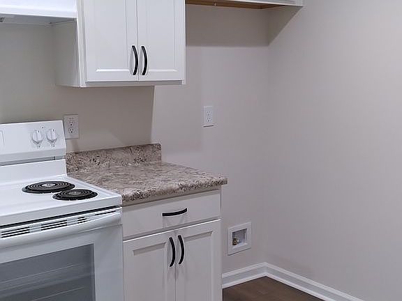 4th image of 310 Teal Ct