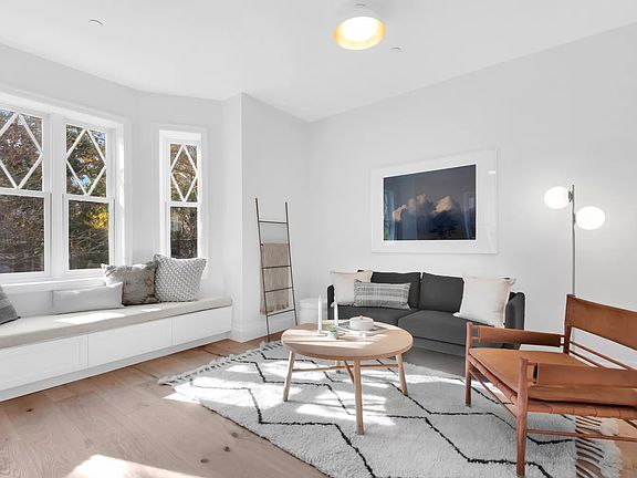 5th image of 825 Prospect Pl #2