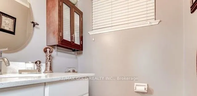 6 Monaco Ct — Photo 11