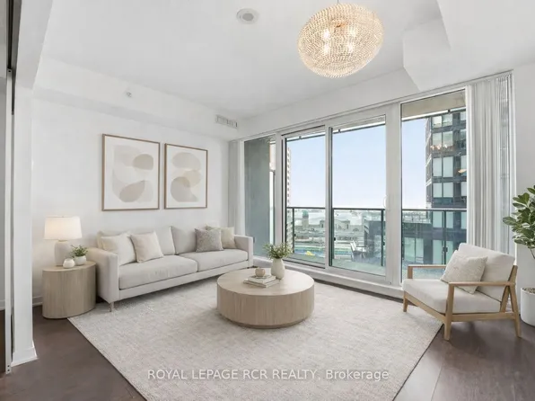 150 E Liberty St #1210, Toronto, ON M6K 3R5