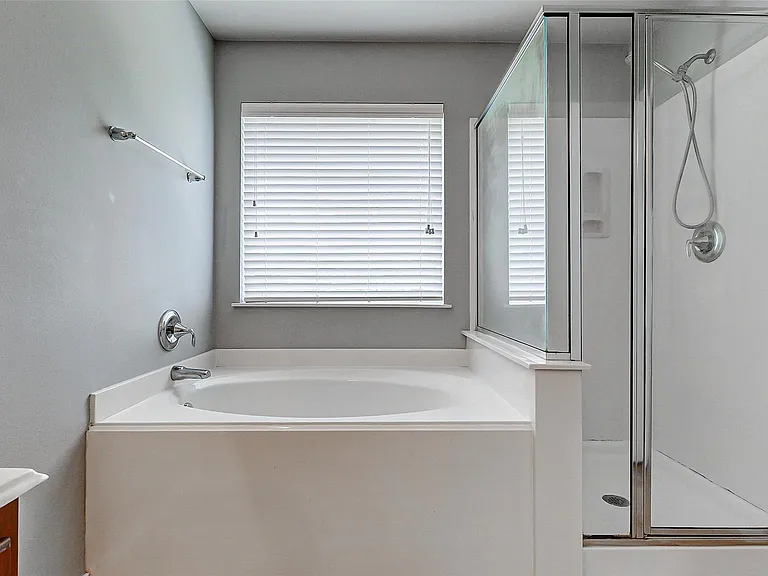 24522 Folkstone Cir — Photo 23