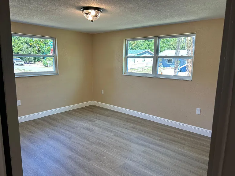 5328 Mac Arthur Ave — Photo 15