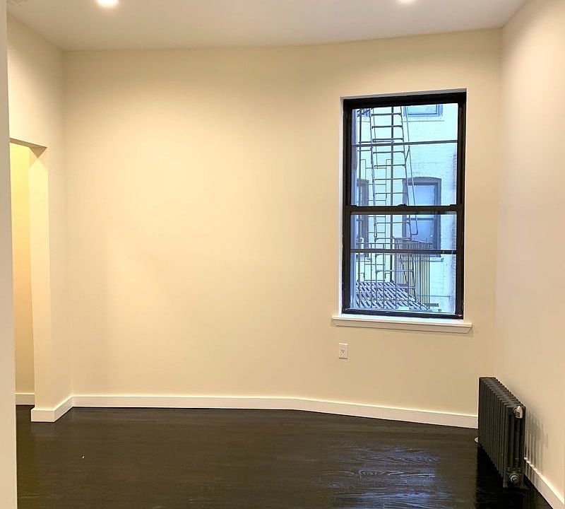 1st image of 2915 36th Ave APT 1DB