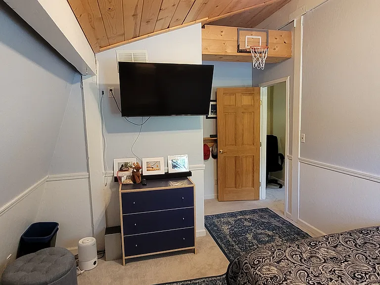 974 Washoan Blvd — Photo 20