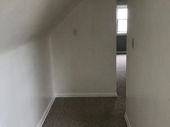 2nd image of 13705 West Ave