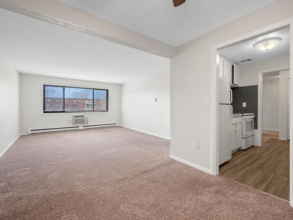 41 Olcott St Manchester CT Zillow