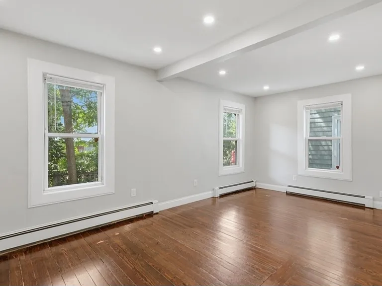 91 Burrell St #1 — Photo 3