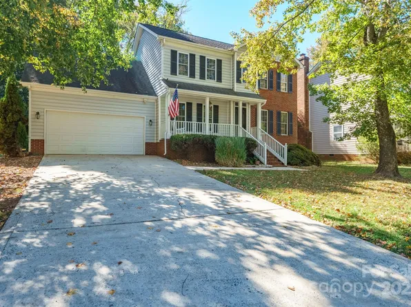 3024 Cross Tie Ln, Matthews, NC 28105
