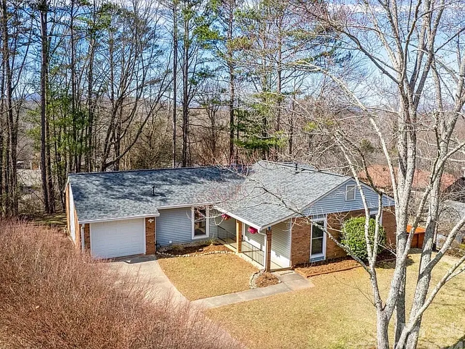 7 Vail Ct