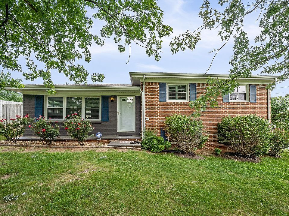 1st image of 200 Cardinal Dr
