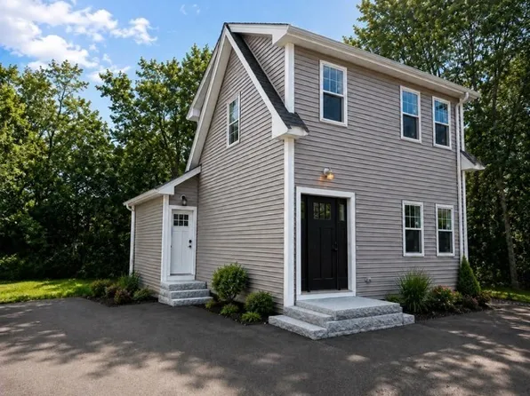 28 Hazelnut Pl, Dedham, MA 02026