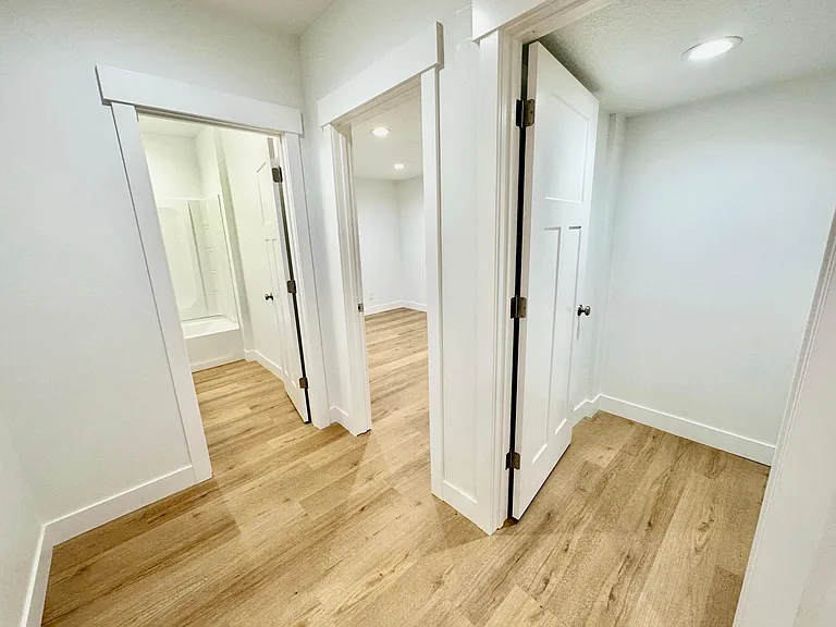 4493 W Wharton Dr — Photo 12