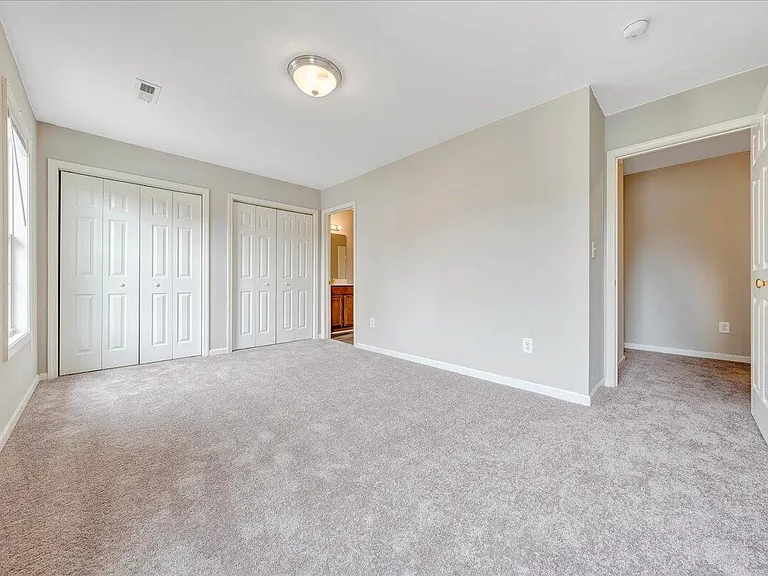 6852 Woodcreeper Dr — Photo 21