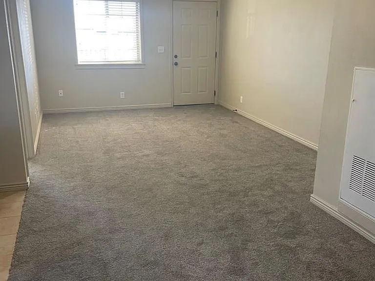 194 Stockham Blvd — Photo 4