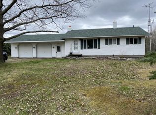 7227 Airport Rd, Vanderbilt, MI 49795