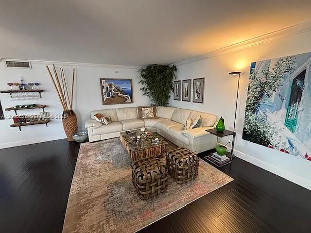 2843 S Bayshore Dr #P4-F — Photo 7