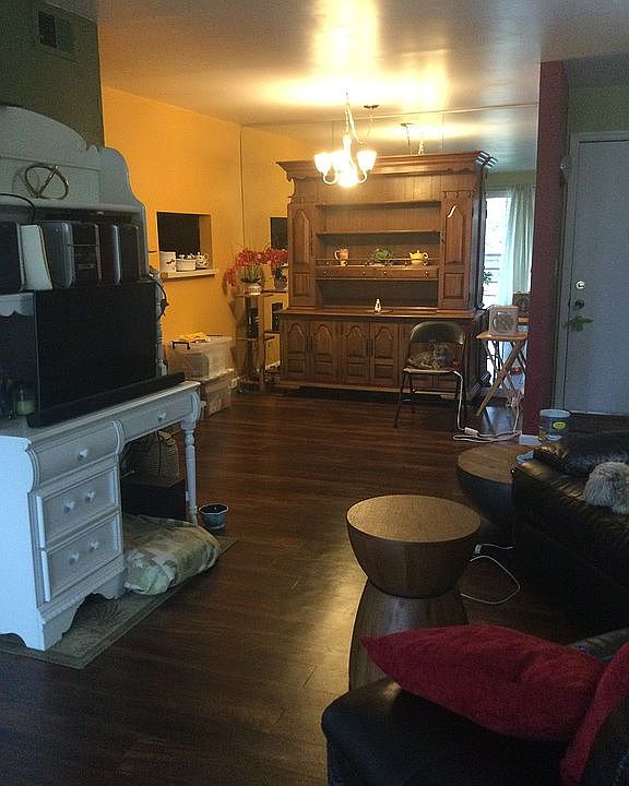 1st image of 2601 W Willow Lake Dr #7